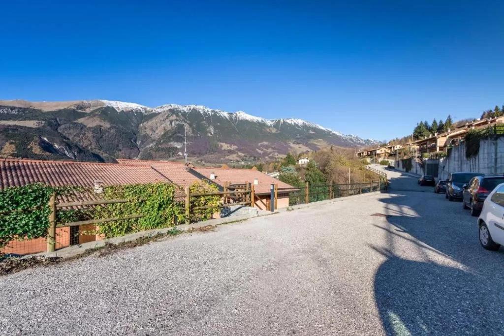 Ferrara di Monte Baldo Casa Vacanze Rosalba מראה חיצוני תמונה