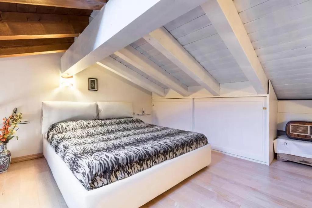 Ferrara di Monte Baldo Casa Vacanze Rosalba מראה חיצוני תמונה